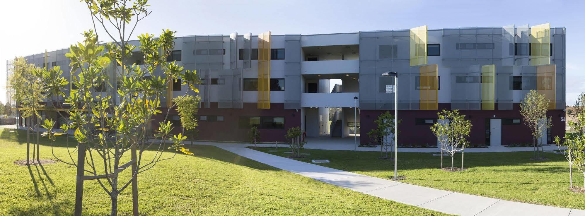 Western Sydney University Village - Пенріт Екстер'єр фото